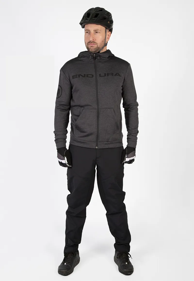 while For a day trip Appendix Endura Hummvee Hoodie in Black